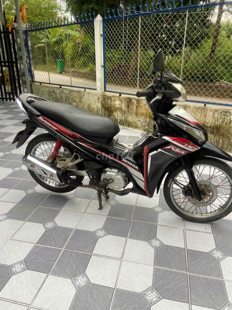 Rsx 2013 chính chủ máy zin siêu êm ngoại hình xe c. Mua bán Xe máy tại Quận Cái Răng Cần Thơ được đăng bởi Hau hình 1