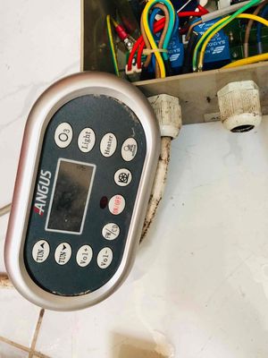 bộ điều khiển bồn tắm massage như hình. Mua bán Thiết bị vệ sinh, nhà tắm tại Quận Bình Tân Tp Hồ Chí Minh được đăng bởi Hathanhtung 