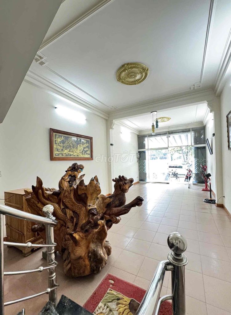 Аренда · 3 комн. · 95 м² · Quận Thanh Khê, ул. Đường Lê Đình Lý