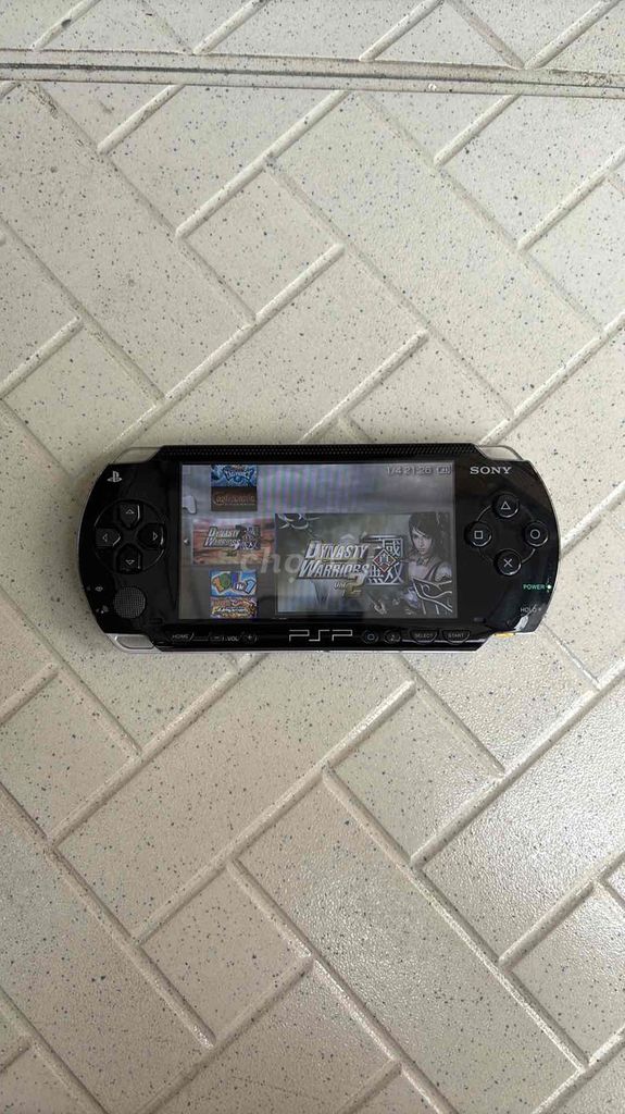 Máy chơi game Sony Psp 1000 - đã hắc Full game 32G