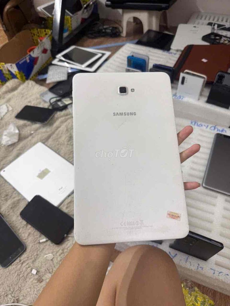 tab a,r2/16,pin trâu,adr8,sim sóng ok. Mua bán Máy tính bảng tại Thành phố Thủ Dầu Một Bình Dương được đăng bởi Phước Mobile hình 1