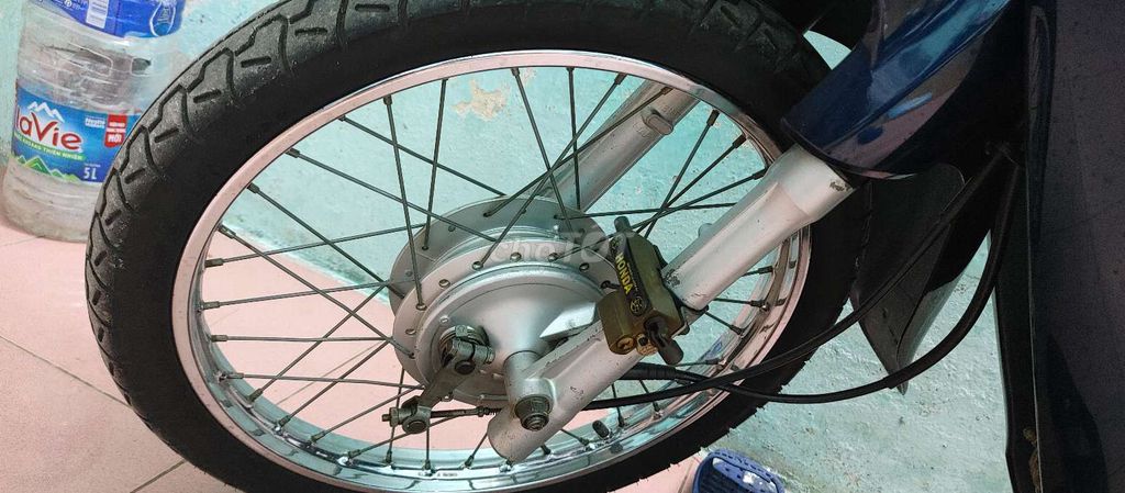 Xe weve anpha đời đầu máy đen zin. Mua bán Xe máy tại Thị xã Sơn Tây Hà Nội được đăng bởi Tuấn  hình 7