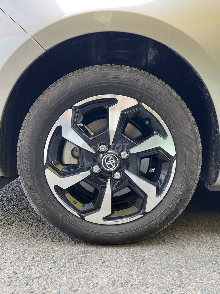 TOYOTA VIOS 1.5G 2023 XE GIA ĐÌNH LƯỚT SƠN ZIN 99%. Mua bán Ô tô tại Quận 8 Tp Hồ Chí Minh được đăng bởi Hiếu hình 17