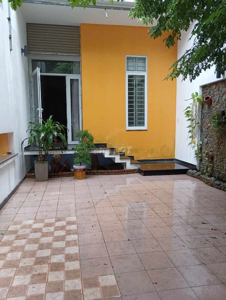 Аренда · 2 комн. · 80 м² · Quận Sơn Trà, ул. Nại Hưng 2
