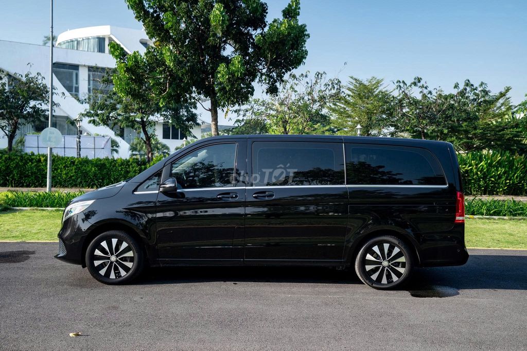 Mercedes-Benz V250 Luxury 2021 - Hỗ Trợ Vay. Mua bán Ô tô tại Quận 1 Tp Hồ Chí Minh được đăng bởi FatCar Auto hình 4