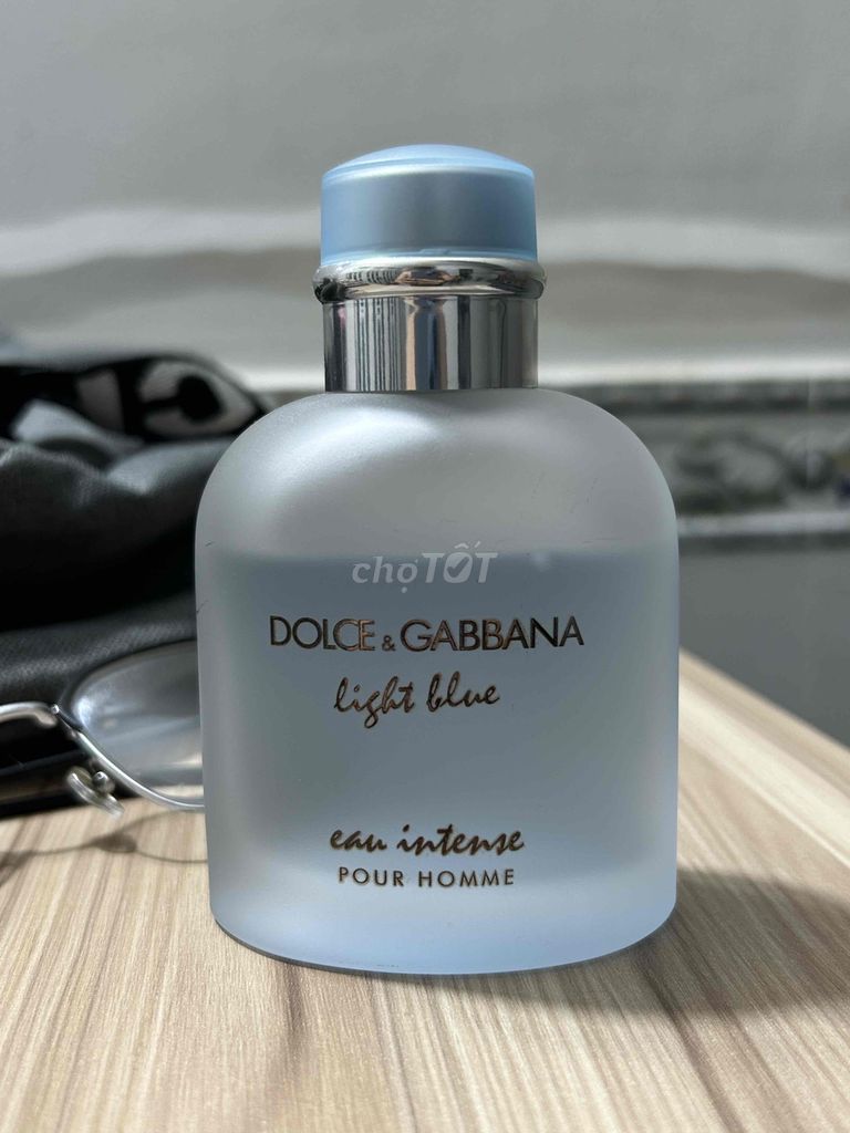 Dolce & Gabbana Light Blue Eau Intense Pour Homme