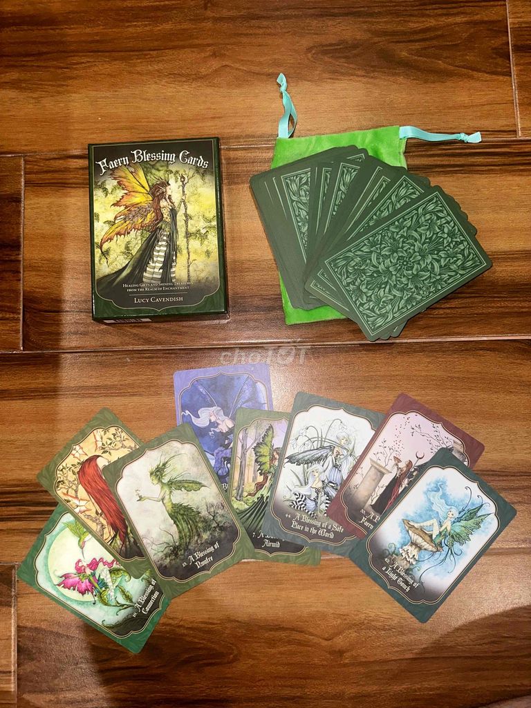 Bán bài TAROT