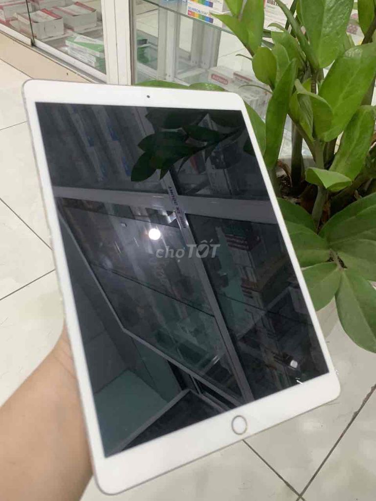 Apple iPad Pro 12.9 Bạc. Mua bán Máy tính bảng tại Huyện Cẩm Mỹ Đồng Nai được đăng bởi than hình 1