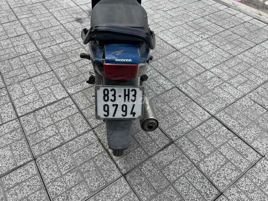 xe máy êm ru bs83. Mua bán Xe máy tại Quận Ninh Kiều Cần Thơ được đăng bởi đầy cửa hàng cầu hưng lợi nk cần thơ hình 3