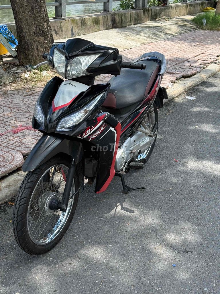 Honda Wave RSX 110 чёрно-красный, оригинал
