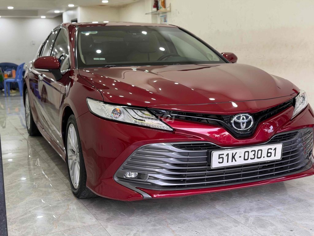 Toyota Camry 2021 2.5Q  32000 km full lịch sữ hãng. Mua bán Ô tô tại Quận 12 Tp Hồ Chí Minh được đăng bởi Tân hình 2