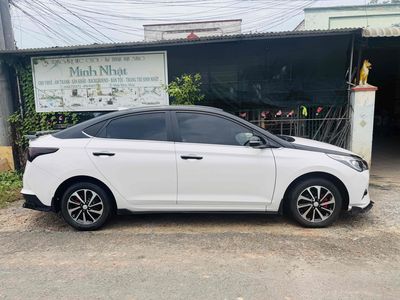Hyundai Accent 2023 Tự động Trắng 28387 km