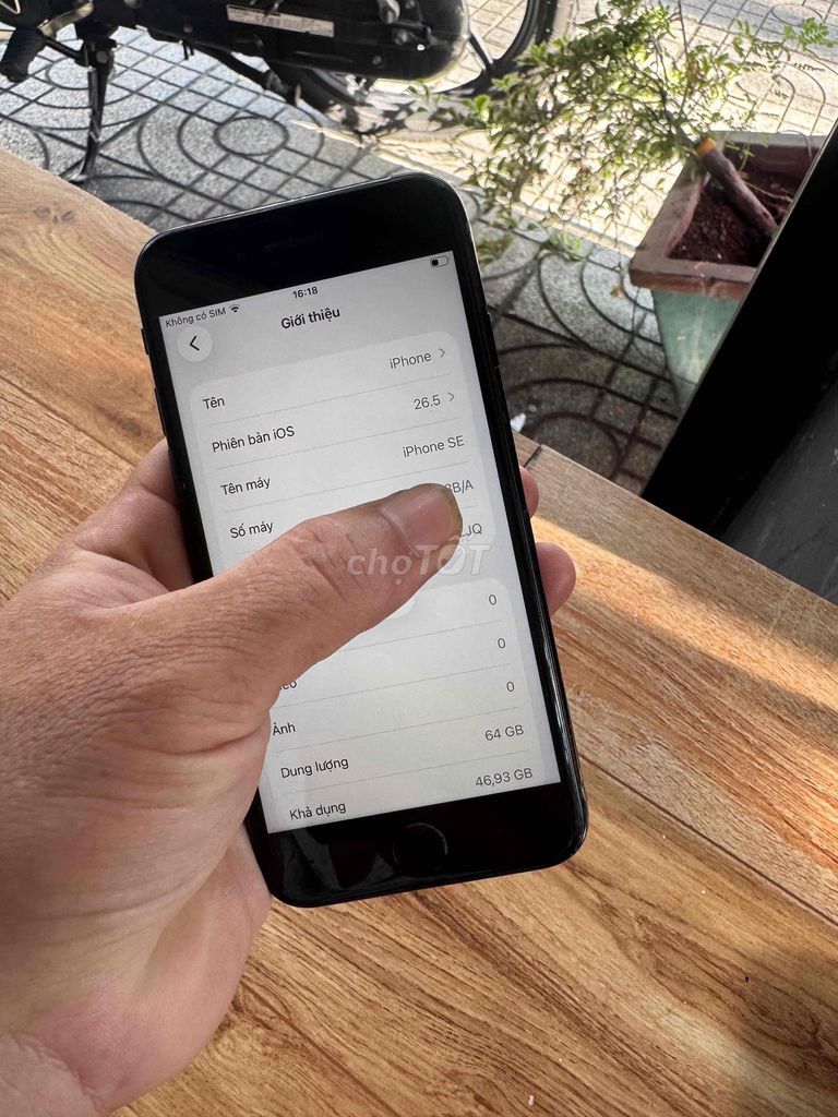 Apple iPhone SE 64GB Đen 97% gl. Mua bán Điện thoại tại Quận Tân Phú Tp Hồ Chí Minh được đăng bởi nguyen son  hình 1