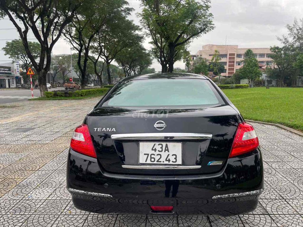 NISSAN TEANA 2.0 AT NHẬP