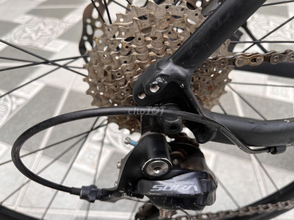 Xe đạp đua Triban RC500 Đen. Mua bán Xe đạp tại Huyện Hoài Đức Hà Nội được đăng bởi hoaiduc hình 4