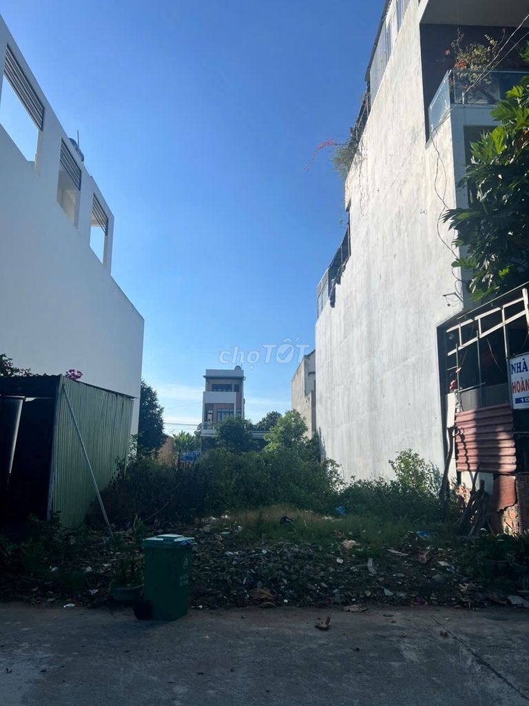 đất chính chủ 10x19m, mặt tiền đường 16m, full thổ cư, 9tr/m2 đất chính chủ 10x19m, mặt tiền đường 16m, full thổ cư, 9tr/m2