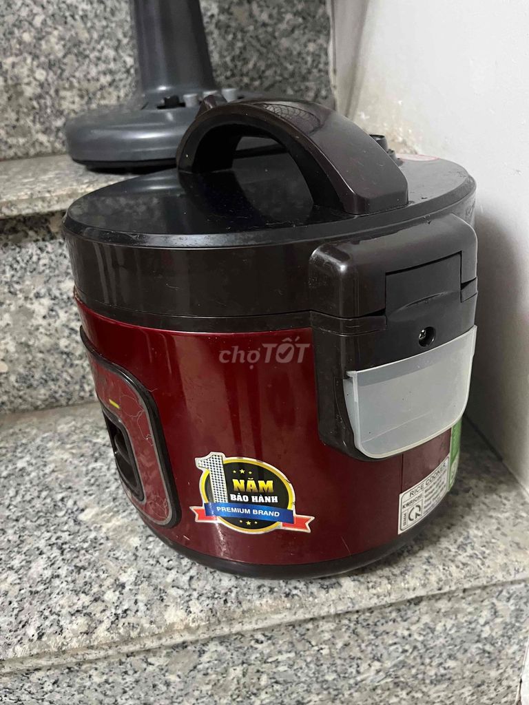 nồi cơm điện. Mua bán Bếp, lò, đồ điện nhà bếp tại Quận Hà Đông Hà Nội được đăng bởi nguyễn trà my  hình 1