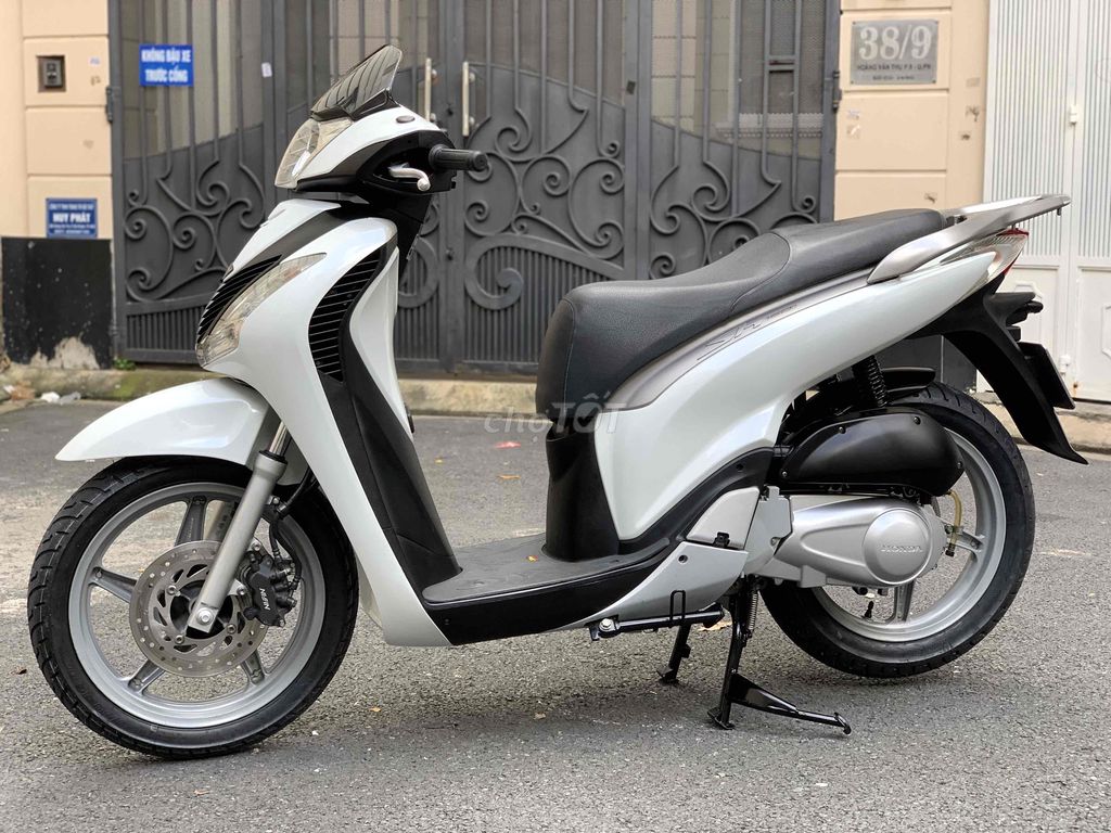 Sh150 dky2011 mẫu Ý chất zin đẹp chính chủ. Mua bán Xe máy tại Quận Phú Nhuận Tp Hồ Chí Minh được đăng bởi Cungsport hình 3