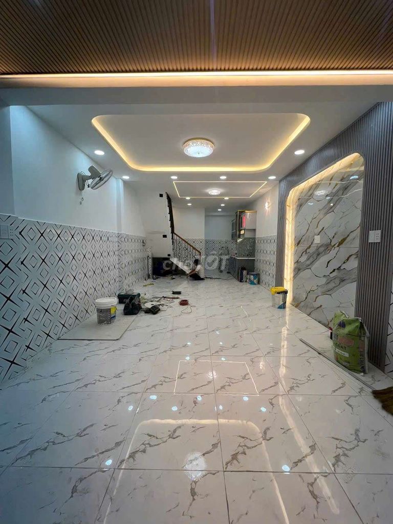 Nhà mới xây // Đường Mã Lò shr đã hoàn công