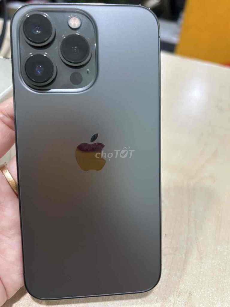 Apple iPhone 13 Pro 256GB Xám. Mua bán Điện thoại tại Thành phố Thủ Đức Tp Hồ Chí Minh được đăng bởi Trí  Trường  hình 1