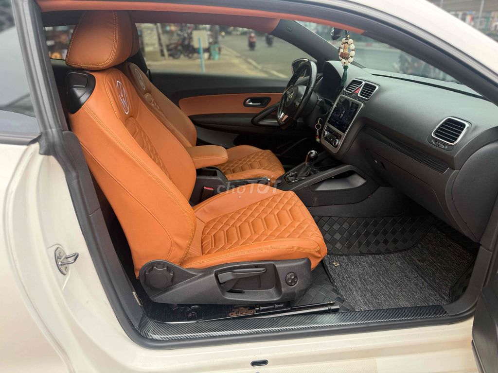Volkswagen Scirocco 2011 Coupé Trắng. Mua bán Ô tô tại Quận 11 Tp Hồ Chí Minh được đăng bởi Tống Phước minh hình 17