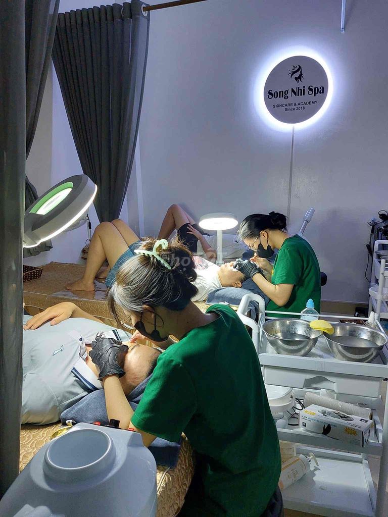 SPA cần tuyển 2 KTV có kinh nghiệm lương từ 7-12tr. Việc làm Kỹ thuật viên spa tại Quận Bắc Từ Liêm Hà Nội được đăng bởi Hà Anh hình 1