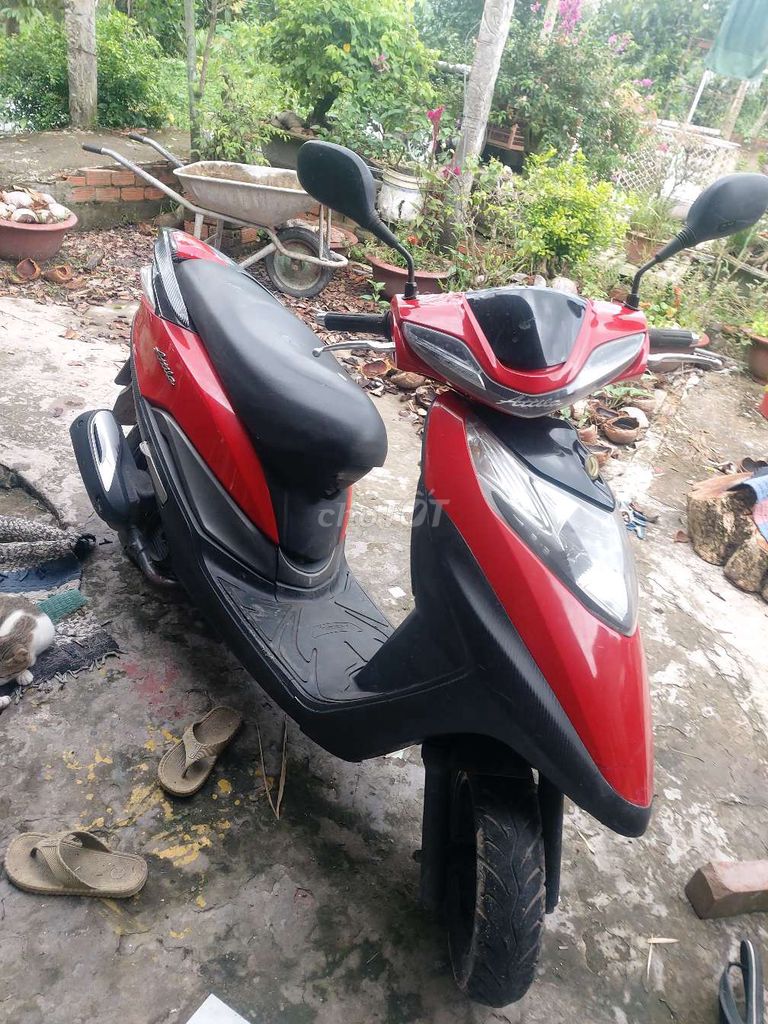 Xe 9 chủ đang chạy. Mua bán Xe máy tại Thành phố Vĩnh Long Vĩnh Long được đăng bởi Thiết bị bình dân hình 2