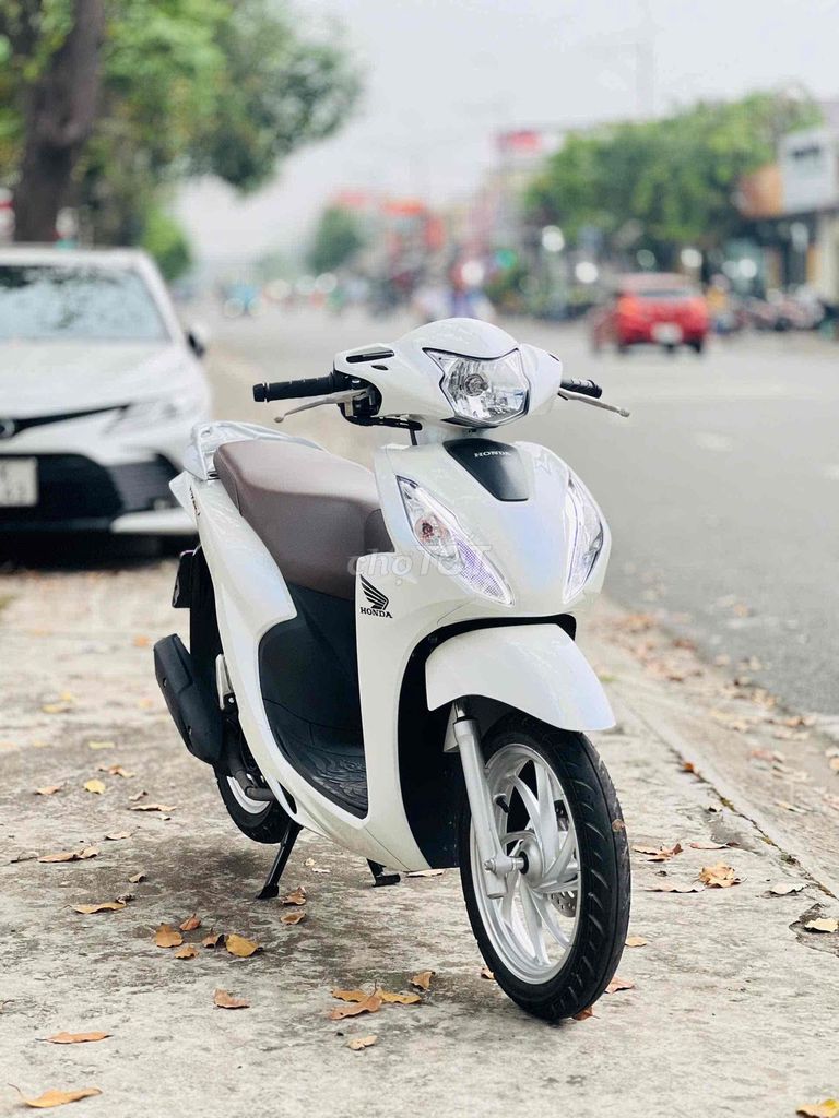 Honda Vision màu Trắng. Mua bán Xe máy tại Thị xã Bến Cát Bình Dương được đăng bởi xe máy trả góp tín nghĩa  hình 9