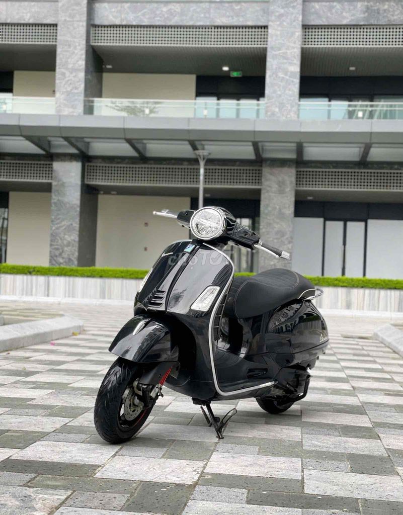 Vespa GTS 300 HPE Super Tech. Mua bán Xe máy tại Quận Cầu Giấy Hà Nội được đăng bởi Tuấn Việt Motor hình 1