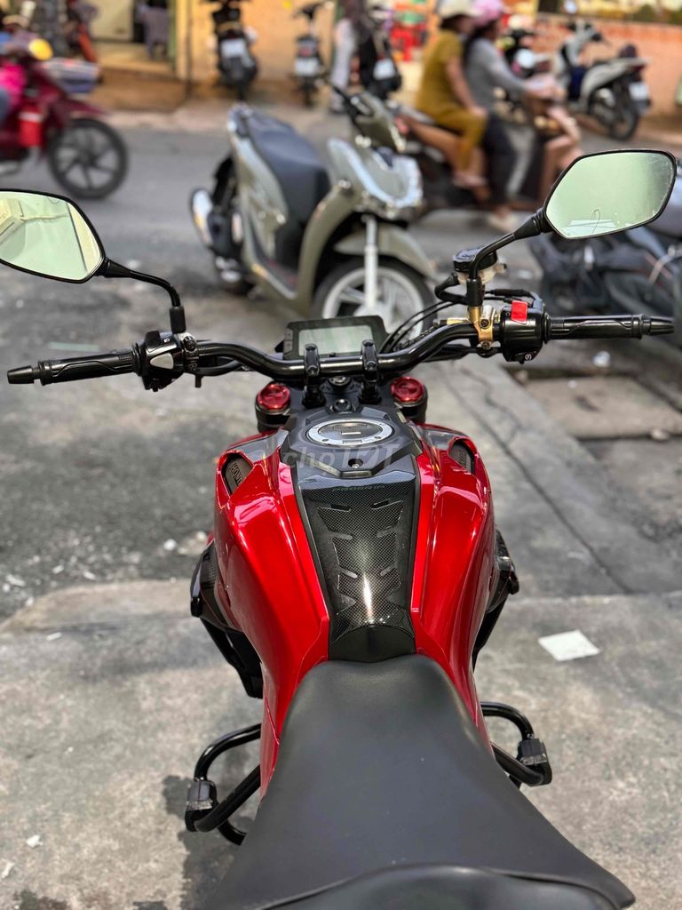 Cần bán Honda CB150R 2019 Abs Biển SG 9 chủ. Mua bán Xe máy tại Quận Bình Tân Tp Hồ Chí Minh được đăng bởi Việt Motor Bình Tân hình 8