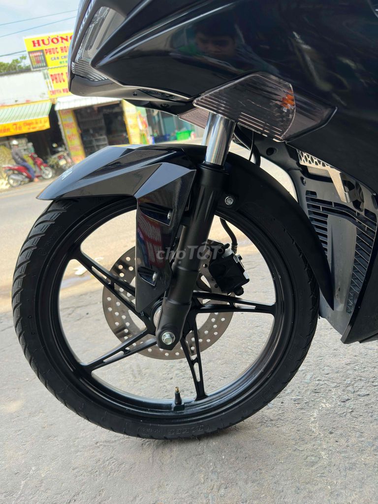 ae nào đang kiếm 155 abs chơi tết ib e. Mua bán Xe máy tại Thành phố Dĩ An Bình Dương được đăng bởi Thinh Tran hình 4