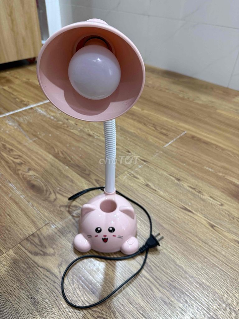 Đèn bàn LED hình Mèo Hồng. Mua bán Đèn tại Quận 12 Tp Hồ Chí Minh được đăng bởi Hồng Yến hình 1