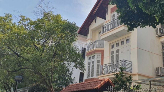 Cho thuê biệt thự Nguyễn Thị Định: 120m2, 4 tầng, 38tr