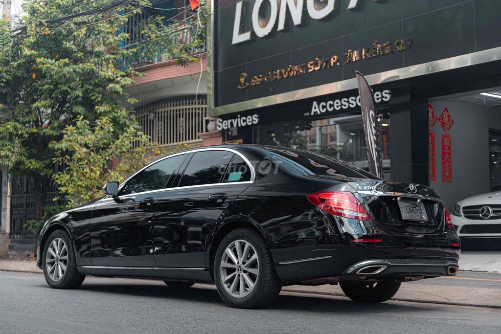 Mercedes E200 Model 2020 - Đen Nâu - 62.000 km. Mua bán Ô tô tại Quận 7 Tp Hồ Chí Minh được đăng bởi Thật Nguyễn LongAnh Auto hình 4