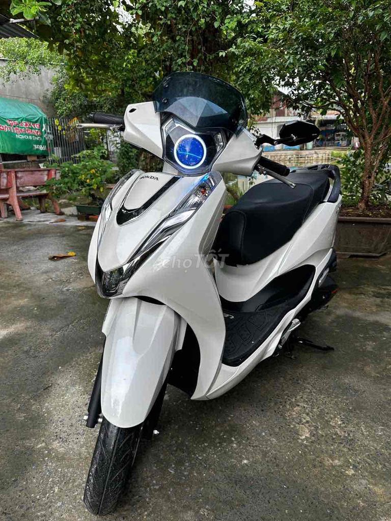 LEAD 8/2024 NHƯ MỚI KO MỘT VẾT TRẦY. Mua bán Xe máy tại Quận Bình Thạnh Tp Hồ Chí Minh được đăng bởi LE DIEP hình 2