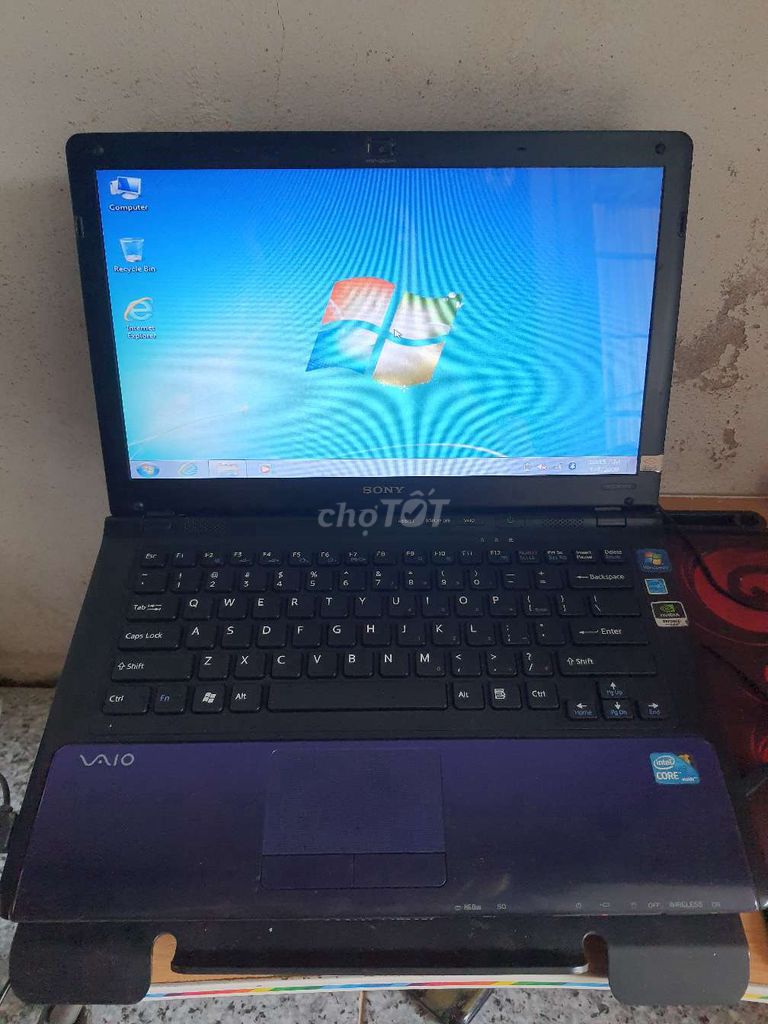 Màn hình 14inch ram 4gb /500gb pin cầm vỏ đẹp. Mua bán Phụ kiện (Màn hình, Chuột...) tại Quận Bình Thuỷ Cần Thơ được đăng bởi Hellcat hình 1