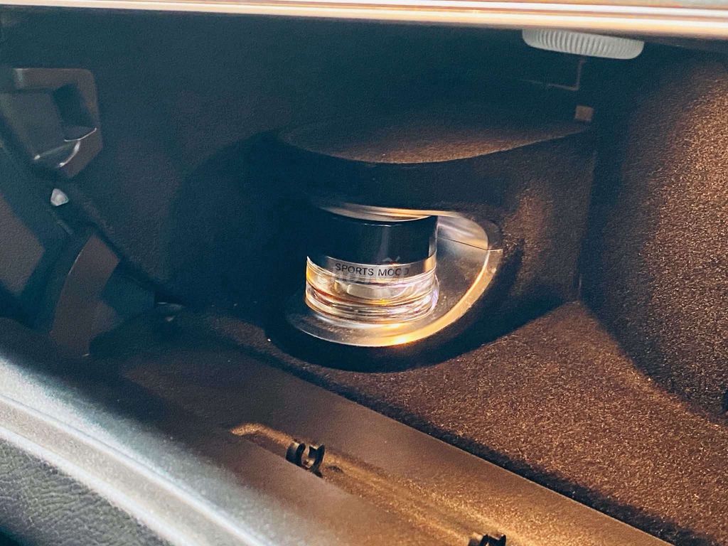 Mercedes E250 2018 mỗi năm đi 6000km — Chất xe cọp. Mua bán Ô tô tại Quận 7 Tp Hồ Chí Minh được đăng bởi Nguyễn Hoàng Vũ hình 9