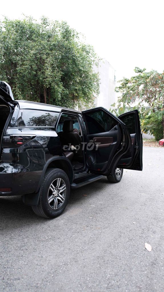 Toyota Fortuner sx 2019 - đk: 2020 Đen 244.000 km. Mua bán Ô tô tại Huyện Bình Chánh Tp Hồ Chí Minh được đăng bởi Phong Nguyễn hình 5