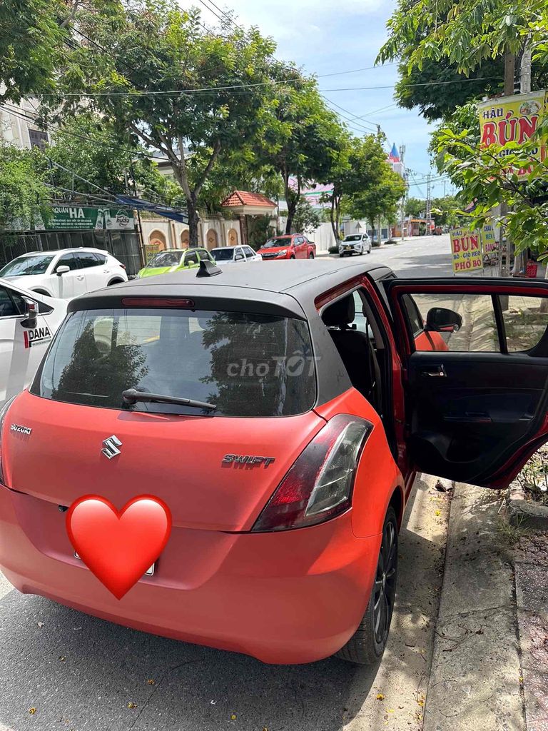 Suzuki Swift  1.4 AT. Mua bán Ô tô tại Quận Liên Chiểu Đà Nẵng được đăng bởi Đoàn Minh Hải hình 4