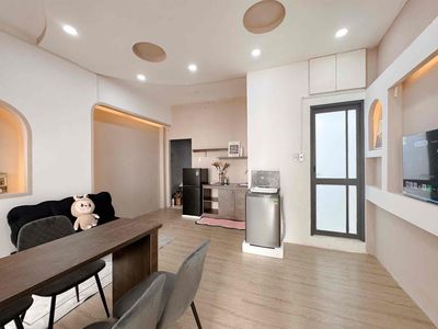 Ngay Phú Thọ_CHDV 2PN Balcony_Full NT_MGR_Nhà mới xây_Dịch vụ đầy đủ