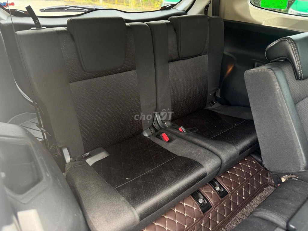 Toyota Veloz Cross 2022 CVT Top - 518Tr. Mua bán Ô tô tại Quận Ninh Kiều Cần Thơ được đăng bởi Chuyên Mua Bán Ô Tô Qua Sử Dụng Carpla Cần Thơ hình 12