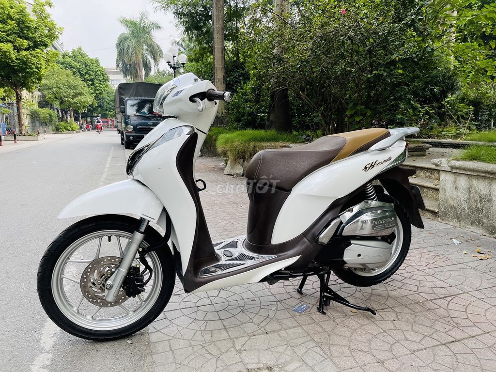 HONDA SH MODE 125 TRẮNG CHÍNH CHỦ 2019