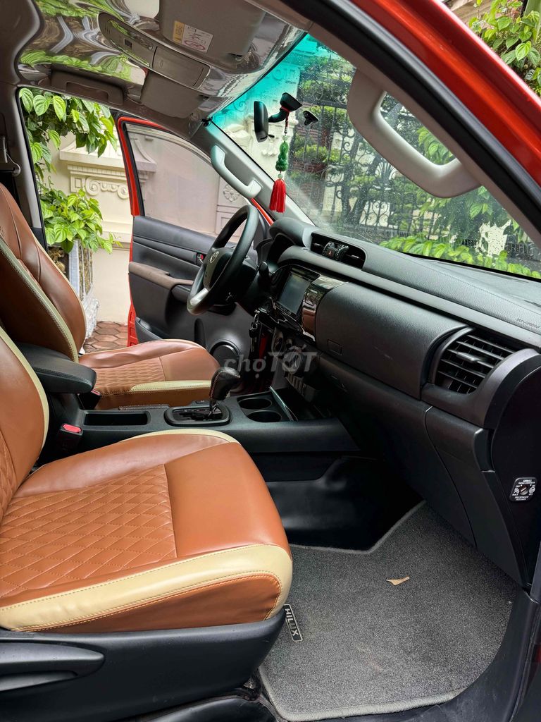 Toyota Hilux 2019 2.4E Đỏ stđ Máy Dầu. Mua bán Ô tô tại Quận Nam Từ Liêm Hà Nội được đăng bởi Auto Anh Tuấn hình 15