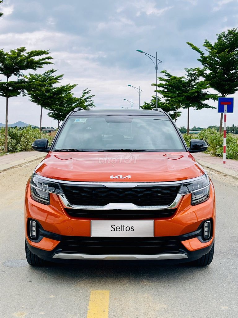 Kia Seltos 2022 Premium 1.6 AT - 41000 km. Mua bán Ô tô tại Thành phố Phan Rang-Tháp Chàm Ninh Thuận được đăng bởi Vũ Trần hình 1