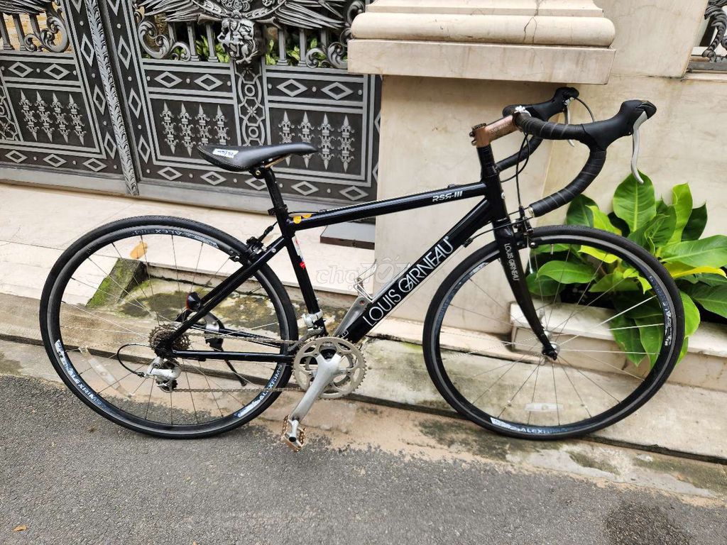 Xe đạp đua Louis Garneau RSS-III Đen. Mua bán Xe đạp tại Quận Tân Bình Tp Hồ Chí Minh được đăng bởi Mr Cuong hình 1