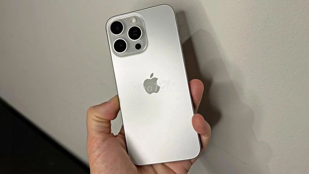 Apple iPhone 15 Pro Max Bạc. Mua bán Điện thoại tại Quận Thanh Xuân Hà Nội được đăng bởi sơn phạm land hình 1
