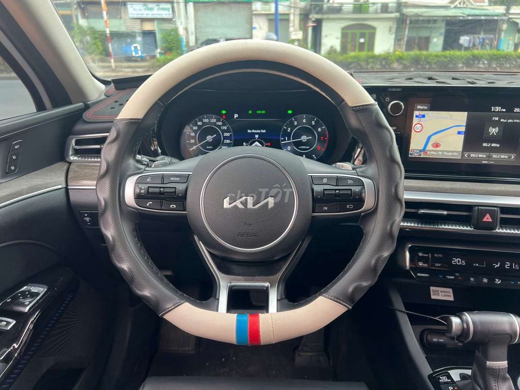KIA K5 2023 Luxury 8000 km Trắng. Mua bán Ô tô tại Thành phố Thủ Đức Tp Hồ Chí Minh được đăng bởi BÌNH VÌNH PHÚ CHUYÊN XE LƯỚT BAO TEST HÃNG  hình 9