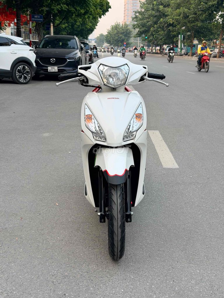 Vision 110fi khoá smartkey 2020 chạy 1vạn2 mới. Mua bán Xe máy tại Quận Cầu Giấy Hà Nội được đăng bởi nguyễn bích thuỷ hình 7