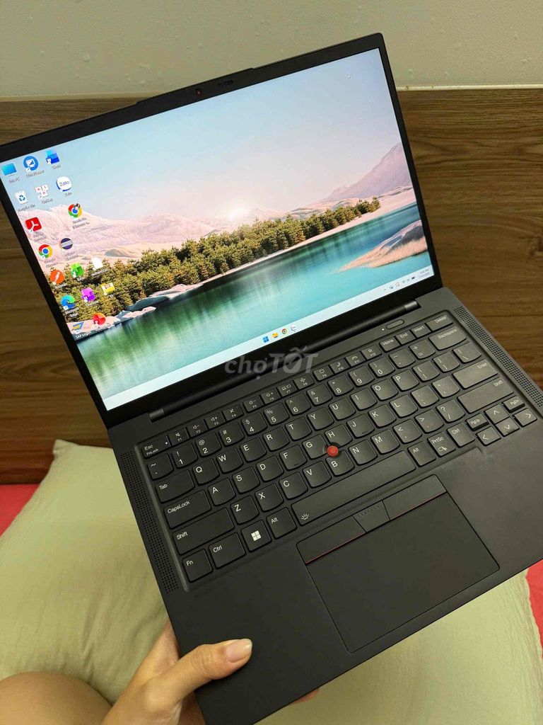 Lenovo ThinkPad X1 Gen10 i7 1270P 32GB/477GB Đen. Mua bán Laptop tại Quận Bình Thạnh Tp Hồ Chí Minh được đăng bởi Eddie Khang hình 1