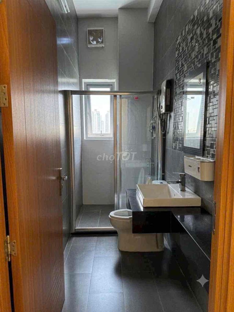Меблированный дом с 3 спальнями и парковкой на Hồ Xuân Hương — фото 6